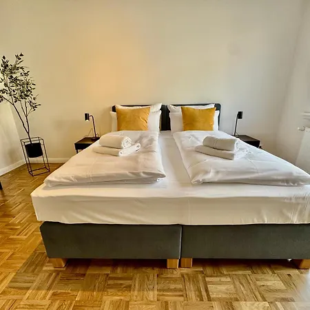 Mel&bens Modern Oak-apartments Fuer Bis Zu 12 Personen *